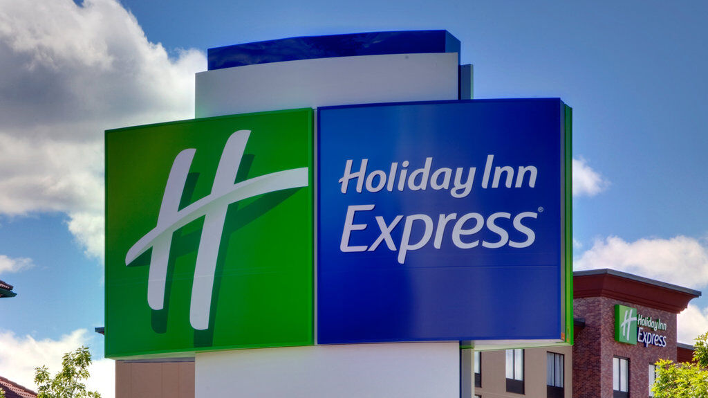 Holiday Inn Express & Suites Hammond By Ihg Exterior foto